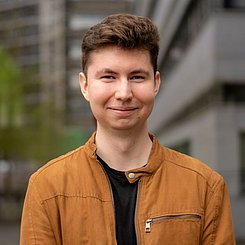 Herr  David Coenen