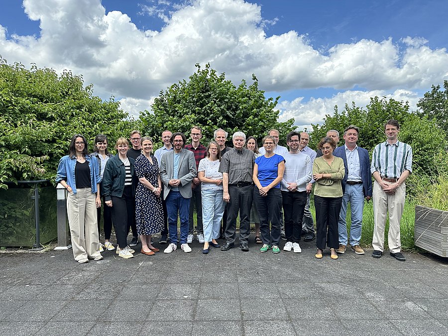 Proessorinnen und Professoren der Fk 2 auf dem Tag der Forschung